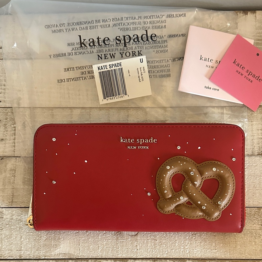 Nwt Kate spade nyc pretzel zipper continental wallet